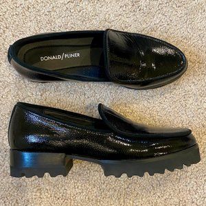 Donald Pliner platform loafer size 6 black